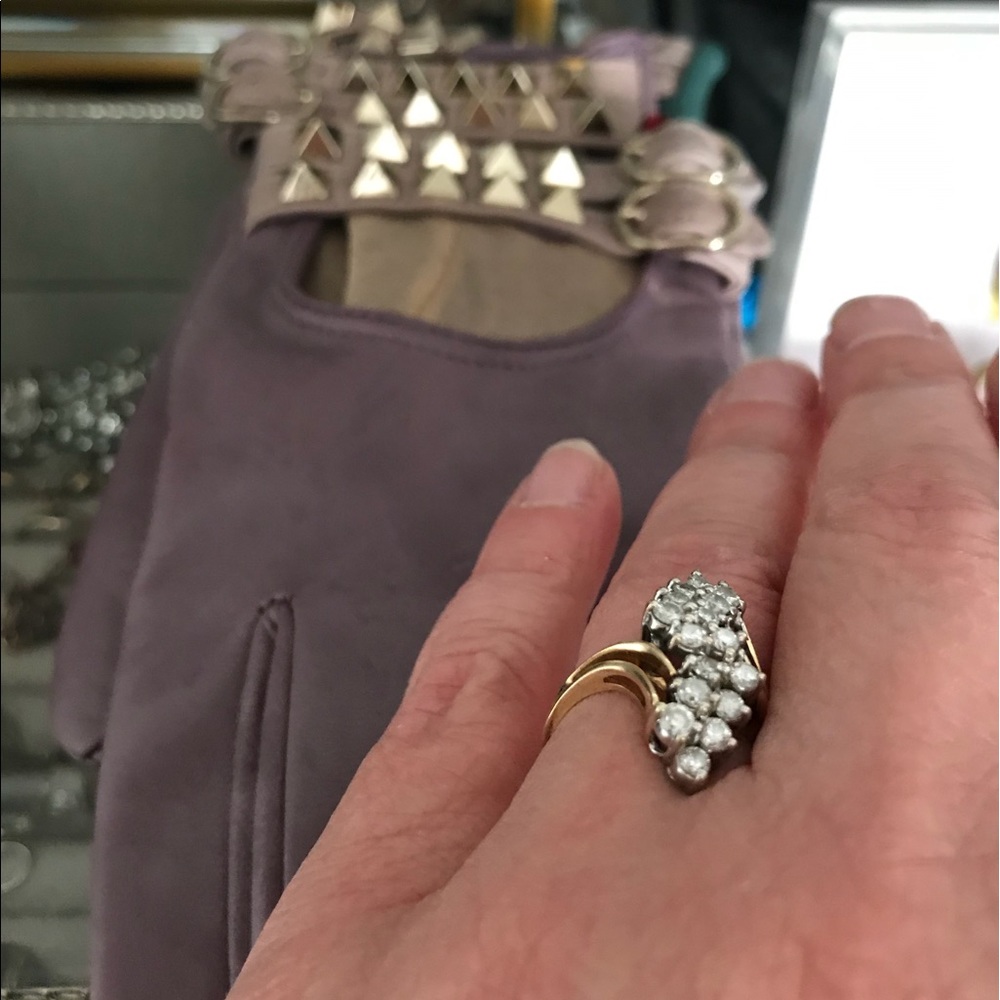 💍💍💍Beautiful Diamond Cluster Ring